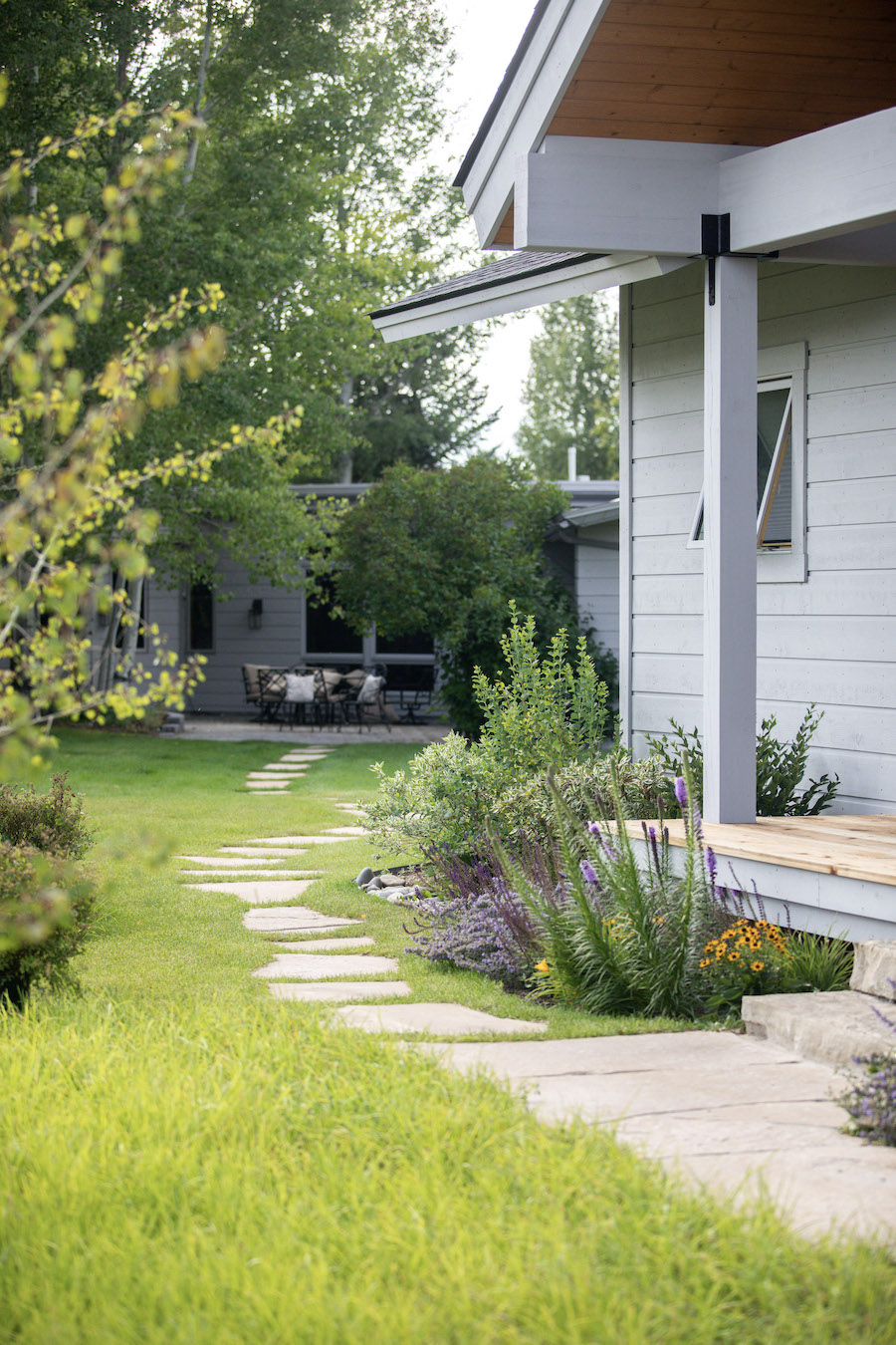 Postcard-Walkway-Main-House-1